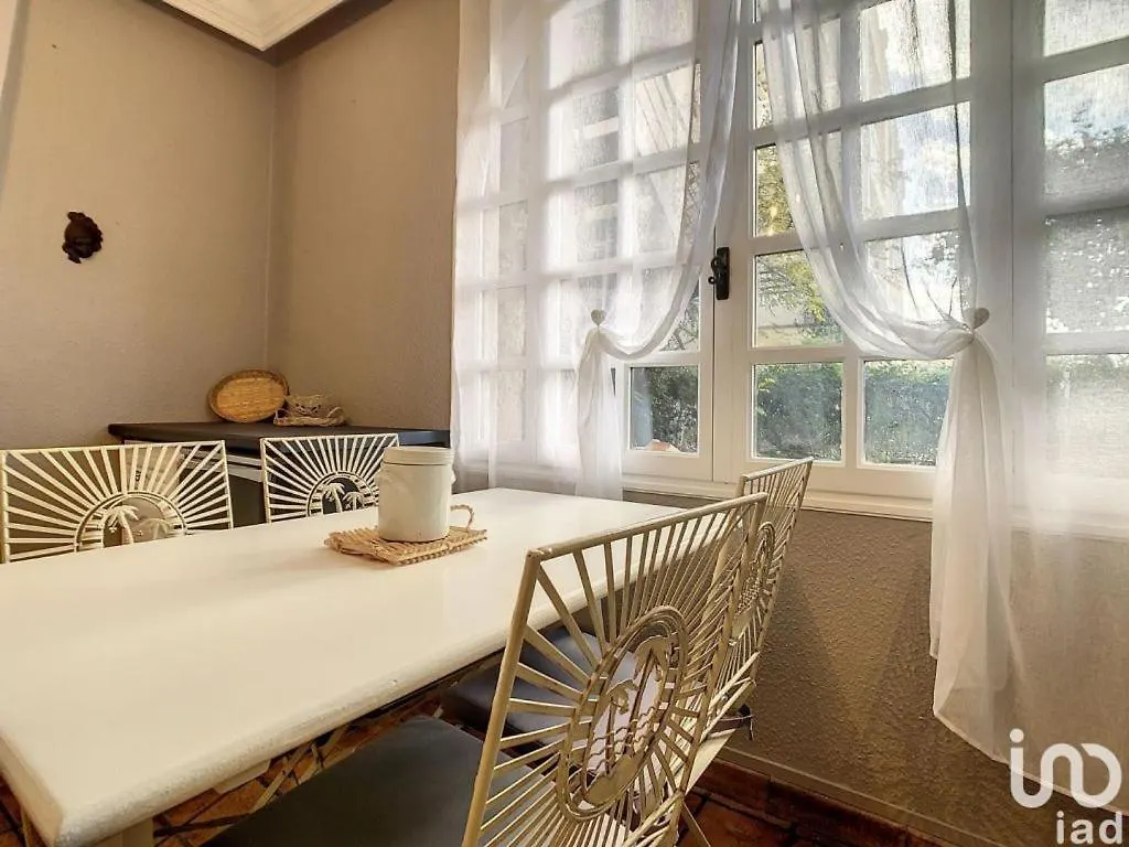 Appartement 1Piece Avec Jardin Dans Mas De Caractere Saint-Laurent-du-Var