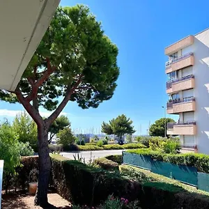 Parking + Piscine, Confort, Proche Aeroport & Appartamento