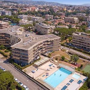 Heliotel Marine Saint-Laurent-du-Var